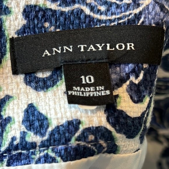 Ann Taylor Blue and White Cotton Blend Skirt size 10 - Picture 2 of 9